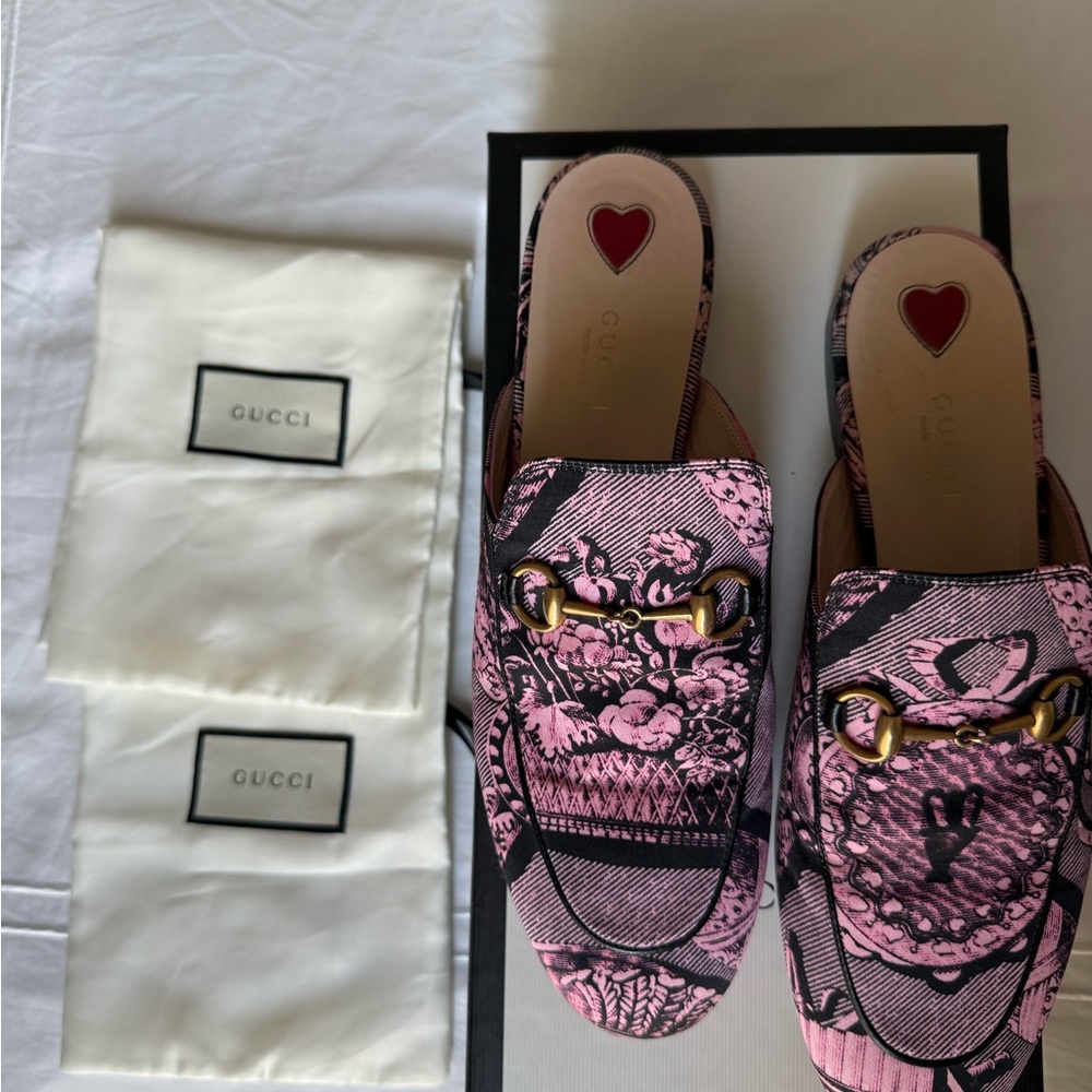 Gucci Pink and Black Patterned Mules - Picture 2 of 7